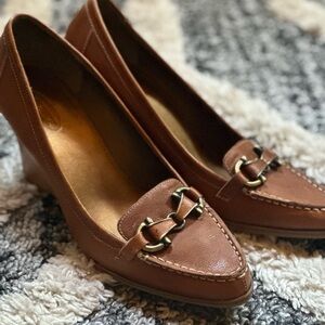 Talbots Tan Leather Wedge Heel Shoes Loafer Style size 10